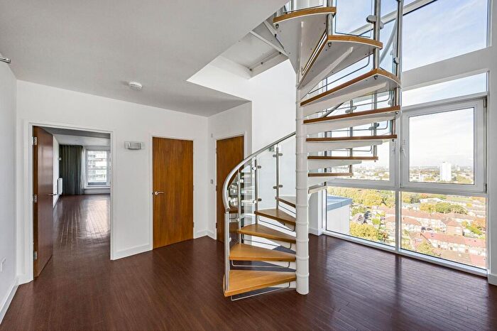 2 Bedroom Duplex To Rent In Western Gateway, Alaska Apartments, E16