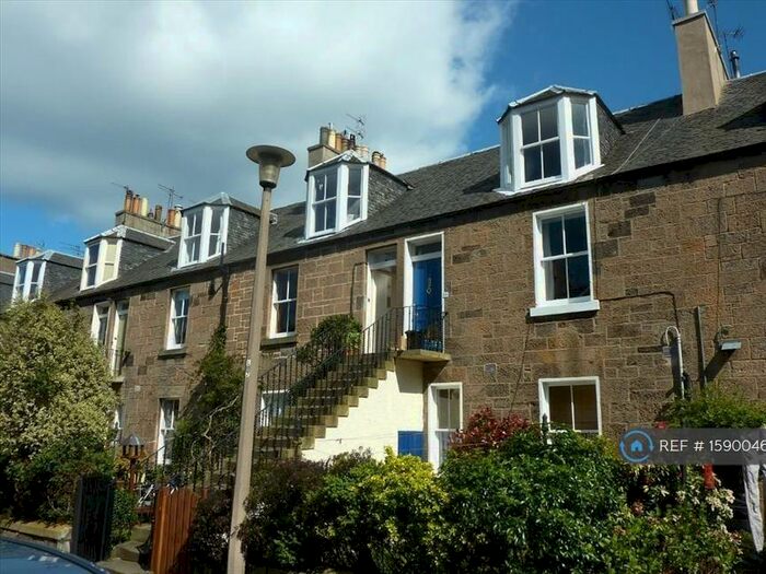 2 Bedroom Maisonette To Rent In Teviotdale Place, Edinburgh, EH3