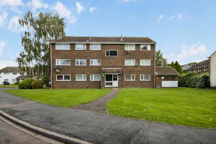 1 Bedroom Flat To Rent In Hazelmere Road, Northolt, UB5