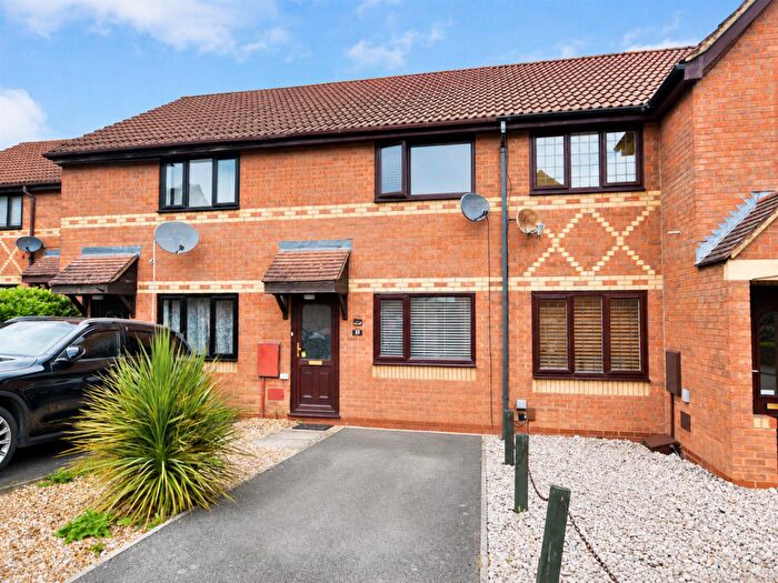 2 Bedroom Terraced House For Sale In Wrens Park, Middleton, Milton Keynes, MK10