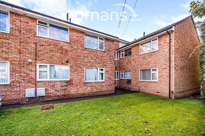 2 Bedroom Apartment For Sale In Ashtree House, Elm Road, High Wycombe, HP12