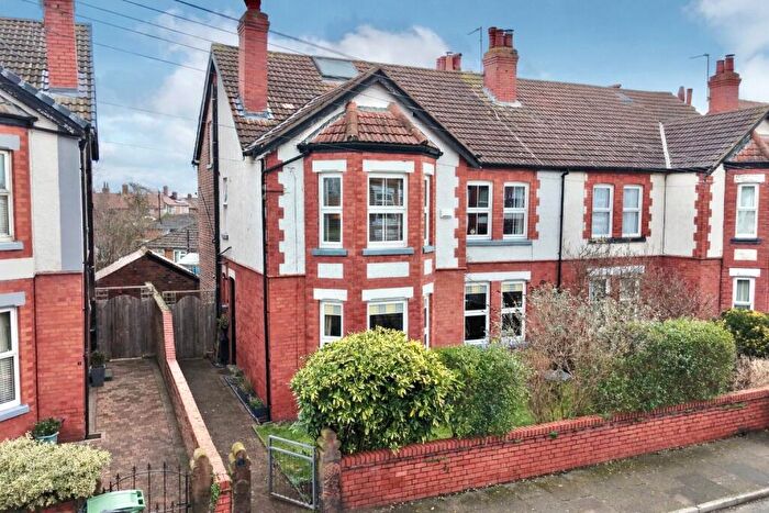 6 Bedroom Semi-Detached House For Sale In Kings Avenue, Meols, Merseyside, CH47