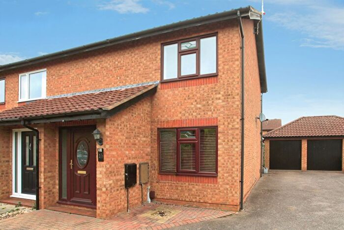 2 Bedroom End Of Terrace House For Sale In Mansfield Court, Peterborough, PE1