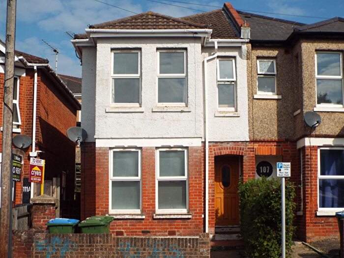 3 Bedroom Property To Rent In Wilton Avenue, Southampton, SO15