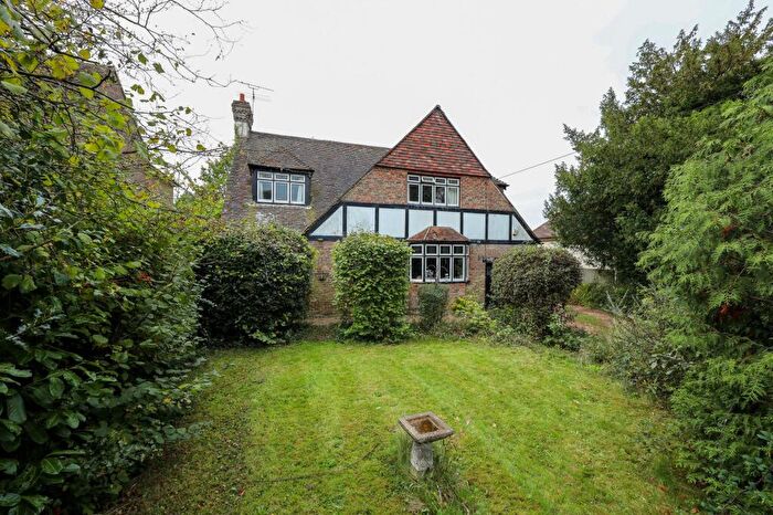 4 Bedroom Detached House For Sale In Janes Lane, Burgess Hill, RH15