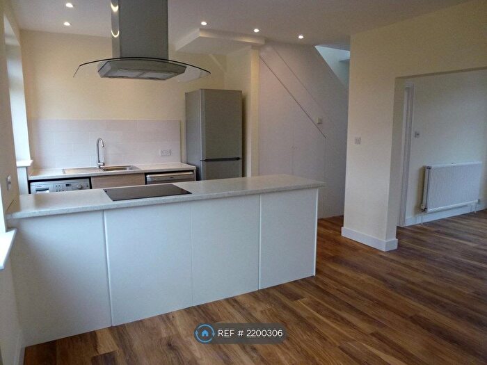 3 Bedroom Terraced House To Rent In Westward Road, London, E4