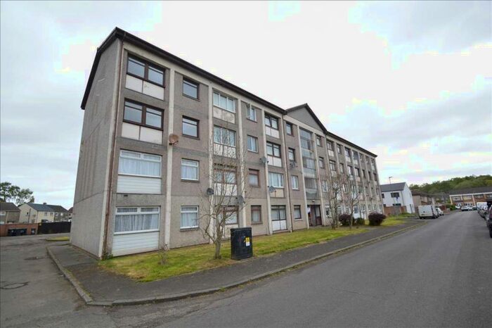 3 Bedroom Apartment To Rent In Greenlaw Ave, Wishaw, ML2