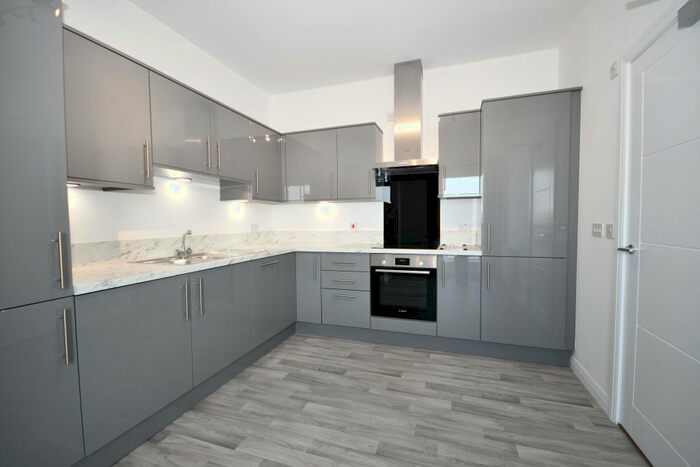 2 Bedroom Flat To Rent In Broomhall Court, Wester Inshes, Inverness, IV2