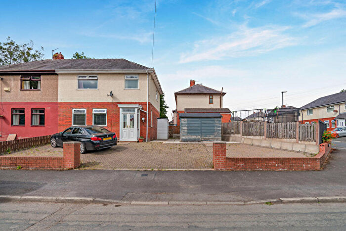 3 Bedroom Semi Detached House For Sale In Raven Avenue, Haslingden, Rossendale, BB4