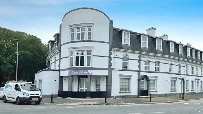 2 Bedroom Flat For Sale In Queen Street, Newton Abbot, Devon., TQ12