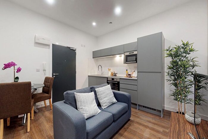 1 Bedroom Flat To Rent In Furnival Square, City Centre, Sheffield, S1