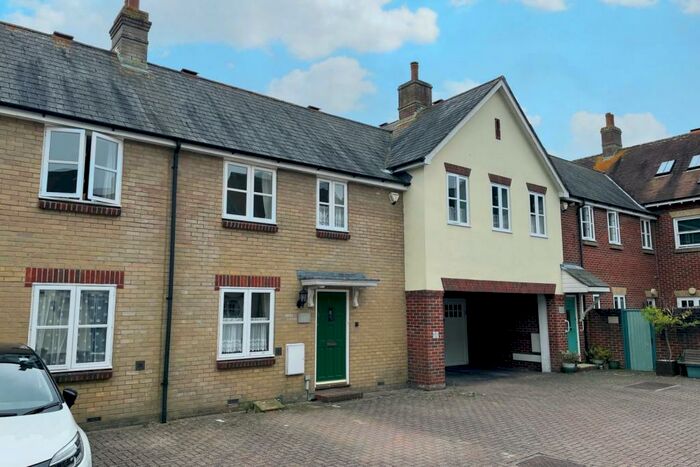 2 Bedroom Terraced House To Rent In Wareham, BH20