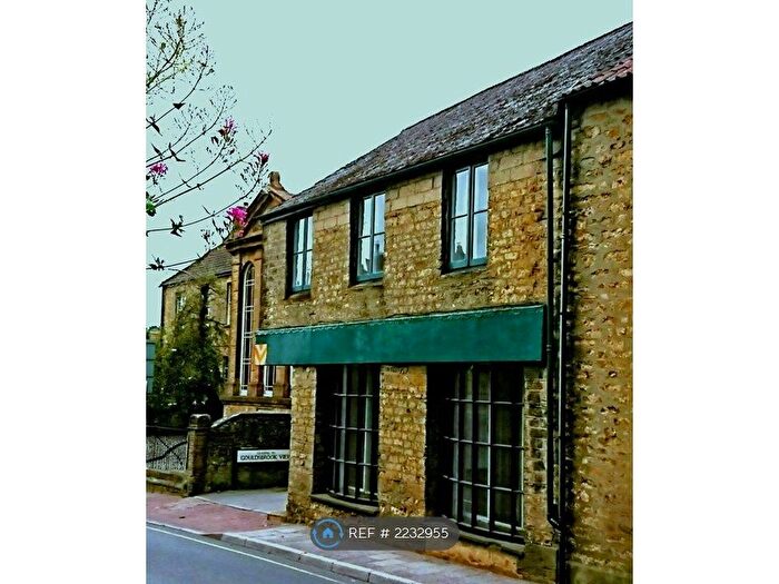 3 Bedroom Terraced House To Rent In North Street, Crewkerne, TA18