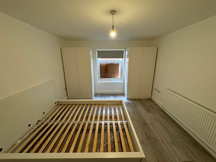 1 Bedroom Flat To Rent In Stroud Green Road, Finsbury Park, N4