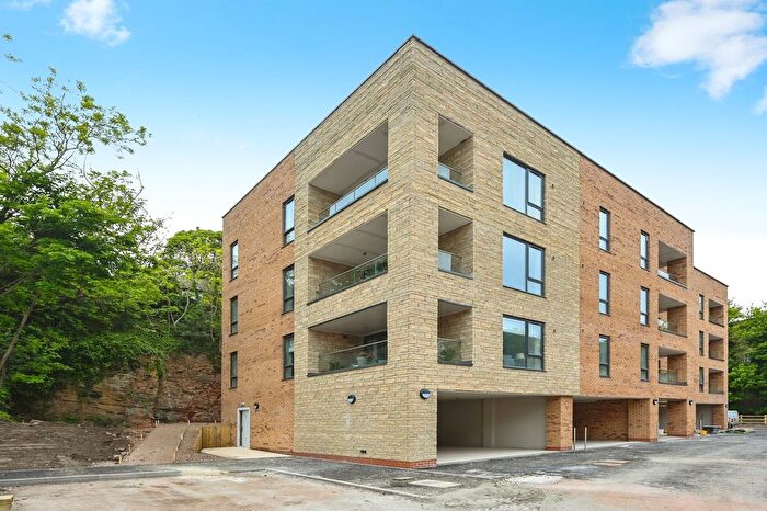 2 Bedroom Flat For Sale In Valley Lane, Mansfield, NG18