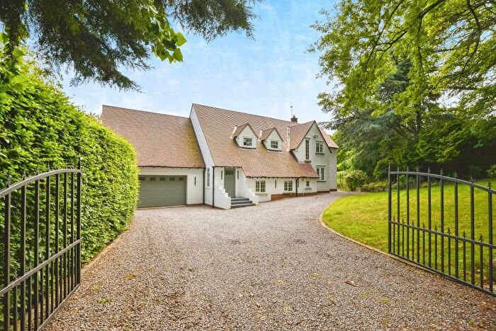 5 Bedroom Detached House For Sale In The Grove, Marton-In-Cleveland, Middlesbrough, TS7