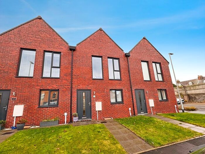 2 Bedroom Terraced House For Sale In Crest Way, Blyth, NE24