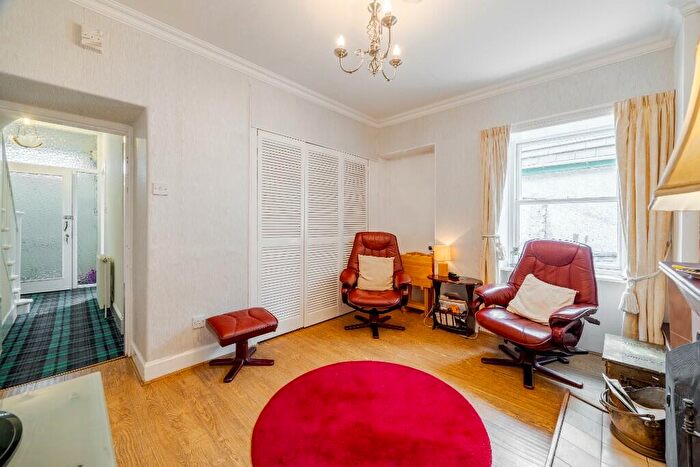 2 Bedroom Terraced House For Sale In Ben Arthur Pace, Lochgoilhead, PA24