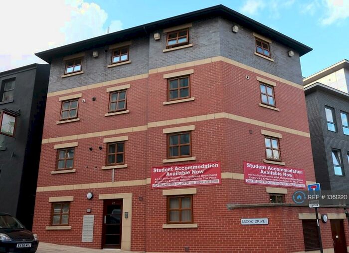 4 Bedroom Flat To Rent In Brook Drive, Sheffield, S3