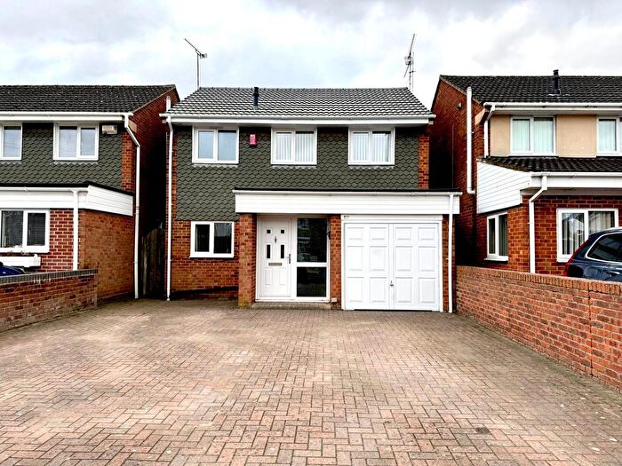 3 Bedroom Detached House To Rent In Ermin Street, Swindon, SN3
