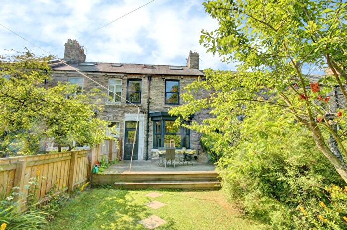 5 Bedroom Terraced House For Sale In Officials Terrace, Malton, Lanchester, DH7