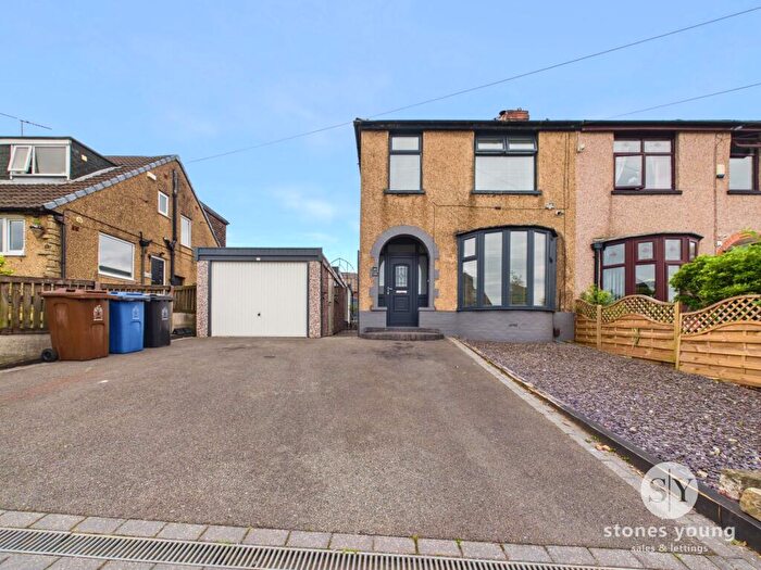 3 Bedroom Semi-Detached House For Sale In Brantwood Avenue, Blackburn, BB1