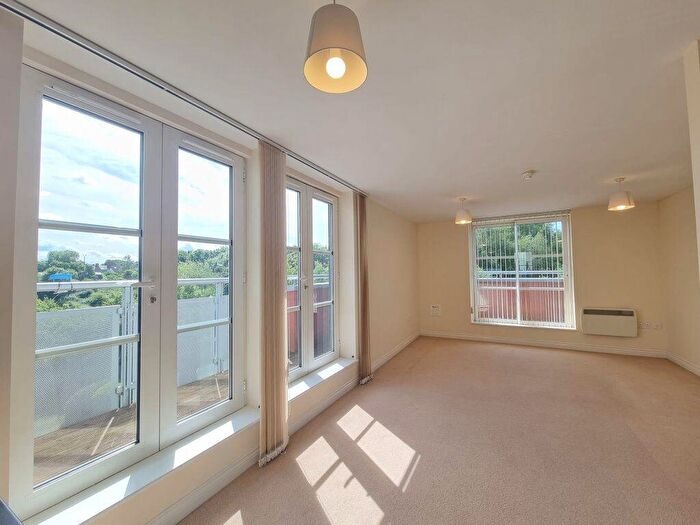 2 Bedroom Flat To Rent In Watkin Road, Leicester, LE2