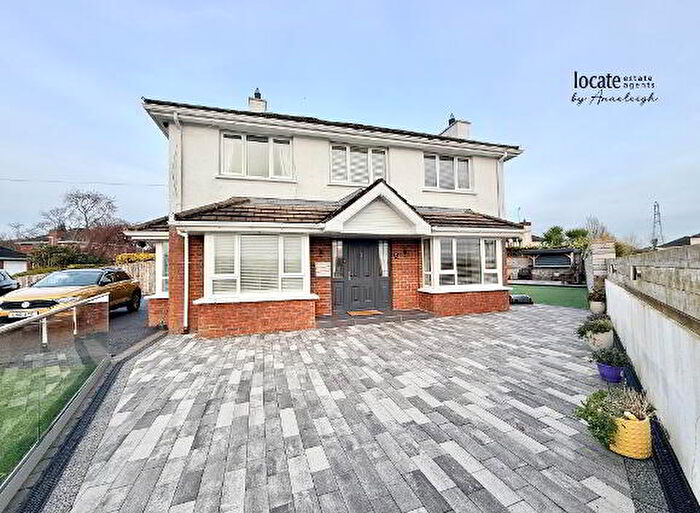 4 Bedroom Detached House For Sale In Woodbrook West, Derry, BT48