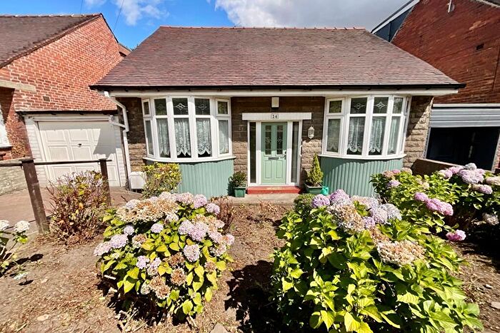 3 Bedroom Bungalow For Sale In Hunters Lane, Sheffield, Sheffield, S13