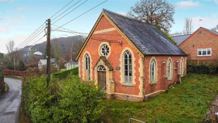 Detached House For Sale In Pont Robert, Meifod, Powys, SY22