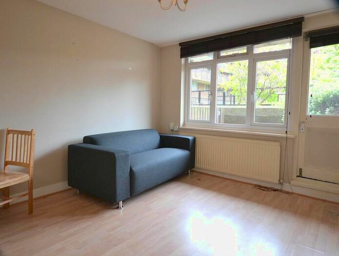 1 Bedroom Flat To Rent In Lockwood Square, South Bermondsey, SE16