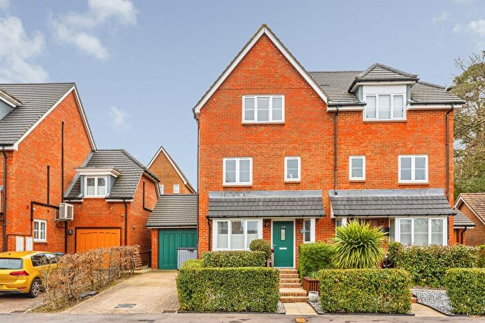 4 Bedroom Semi-detached House For Sale In Renfields, Haywards Heath, RH16