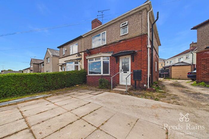3 Bedroom Semi-Detached House To Rent In Whitehill Lane, Brinsworth, Rotherham, South Yorkshire, S60