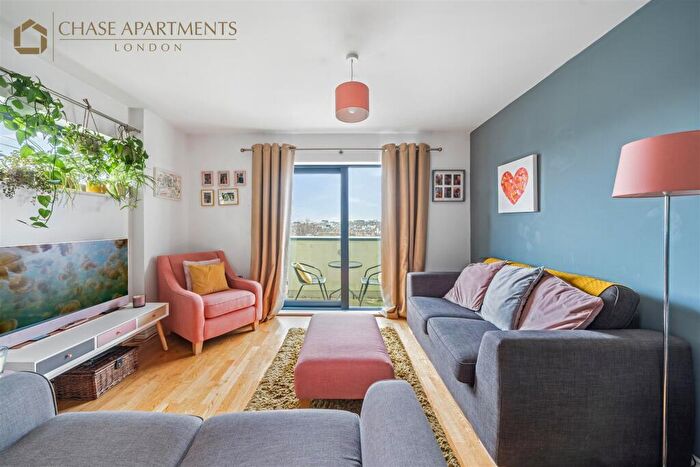 2 Bedroom Apartment To Rent In Oval Road, London, NW1