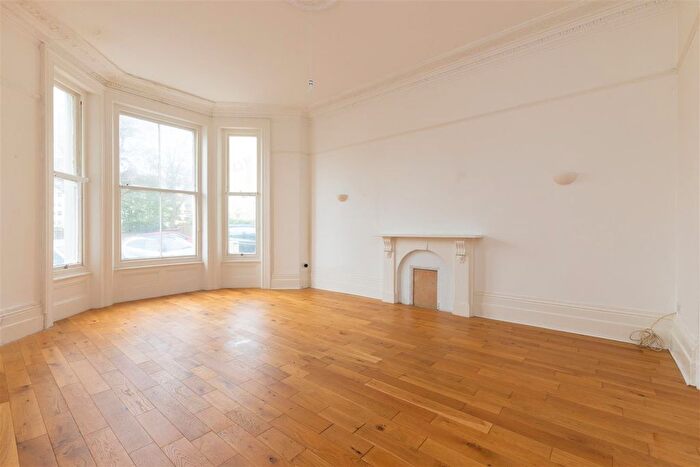2 Bedroom Flat For Sale In Warrior Square, St. Leonards-On-Sea, TN37