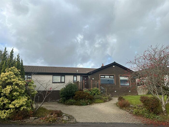 4 Bedroom Detached Bungalow To Rent In Crawfurds View, Lochwinnoch, PA12