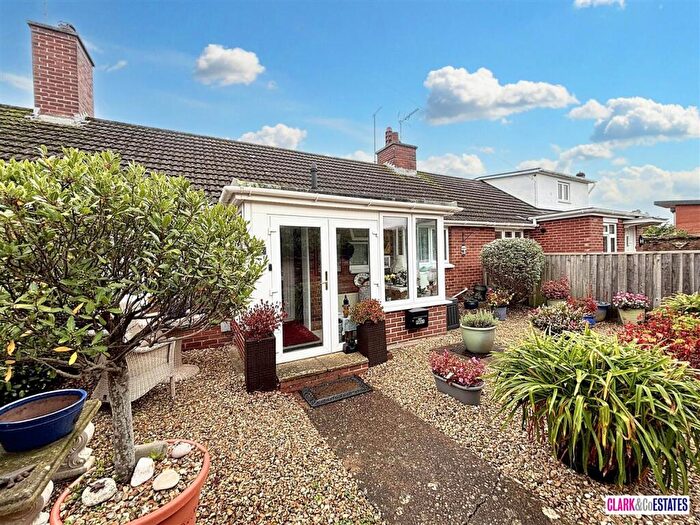 2 Bedroom Bungalow For Sale In The Bungalows, Monmouth Street, Topsham, EX3