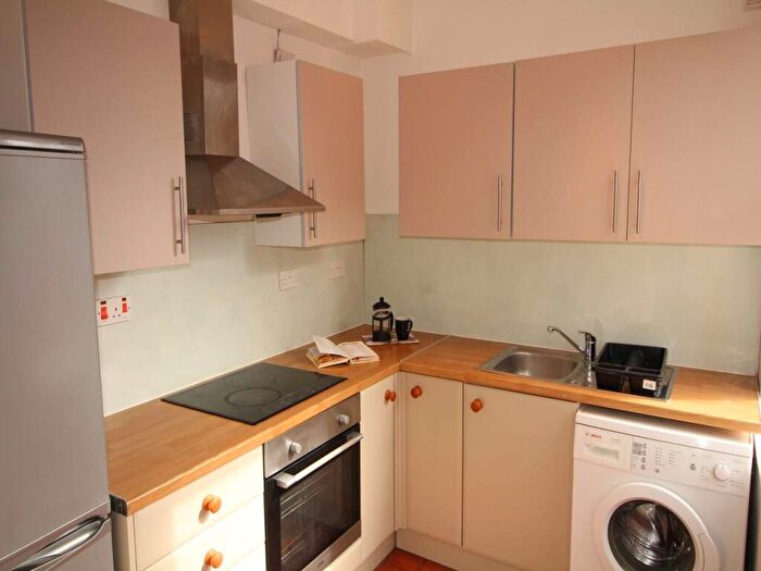 2 Bedroom End Of Terrace House To Rent In Howe Street, Derby, DE22