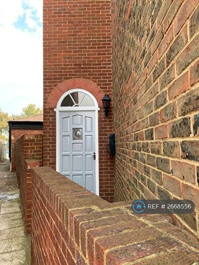 2 Bedroom Semi-Detached House To Rent In Swale Cottage, Queenborough, ME11