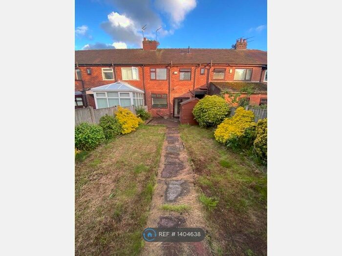 3 Bedroom Terraced House To Rent In Oldham, Oldham, OL8