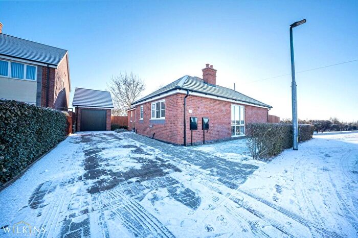 2 Bedroom Bungalow For Sale In Corn Fields, Austrey, Atherstone, Warwickshire, CV9