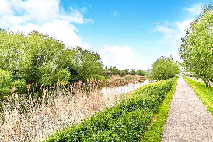 1 Bedroom Apartment For Sale In Yeoman Close, Ipswich, Suffolk, IP1