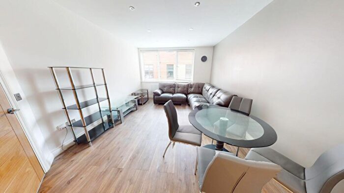 2 Bedroom Flat To Rent In Mint Drive, Hockley, B18