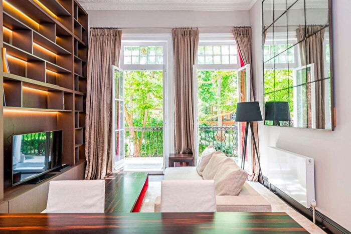 2 Bedroom Flat To Rent In Bramham Gardens, London, SW5