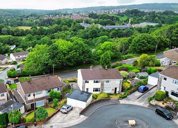 3 Bedroom Semi Detached House For Sale In , Woodside Avenue, Bridgend, CF31