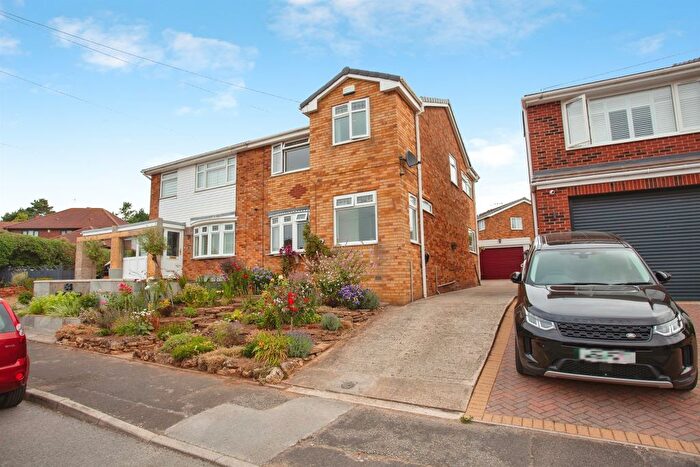 3 Bedroom Semi-detached House For Sale In Rackford Road, North Anston, Sheffield, S25