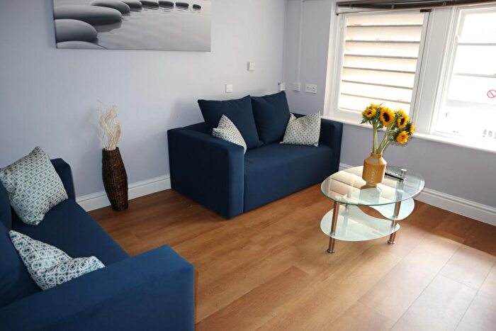 3 Bedroom Apartment To Rent In George House, Exeter, EX4