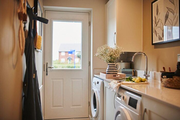 4 Bedroom Detached House For Sale In Broadwell Heights, Westwood Heath, Coventry, West Midlands, CV4