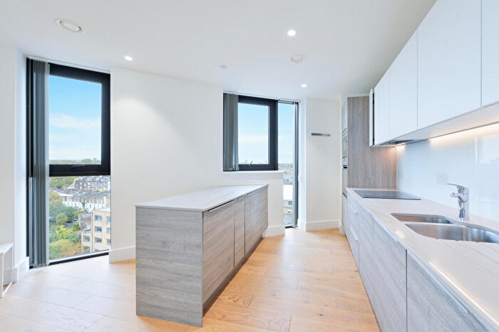 1 Bedroom Flat To Rent In Kingsland High Street, London, E8