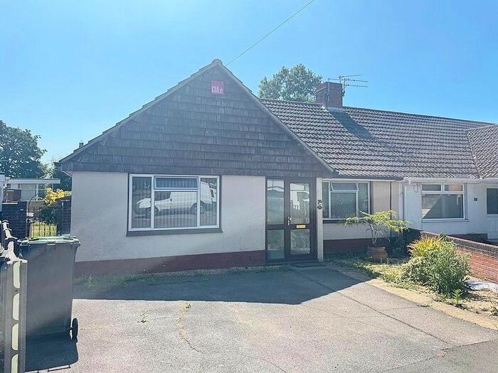 2 Bedroom Bungalow To Rent In Littlepark Avenue, Havant, PO9